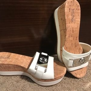 Michael Kors logo platform warren 6.5 new